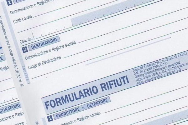 Distillatori per solventi esausti e conformità alla normativa sui rifiuti